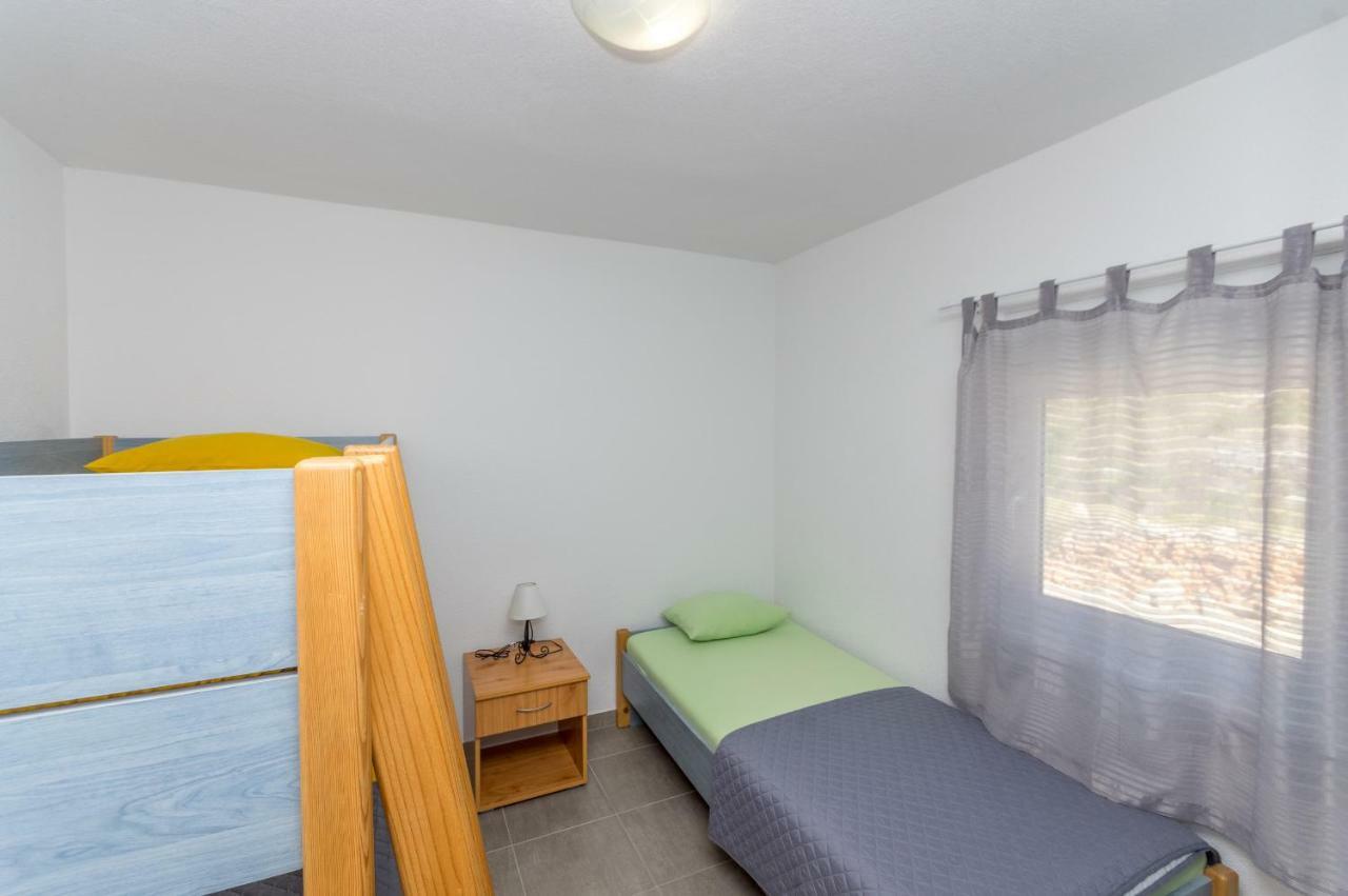 Apartament Ivan *